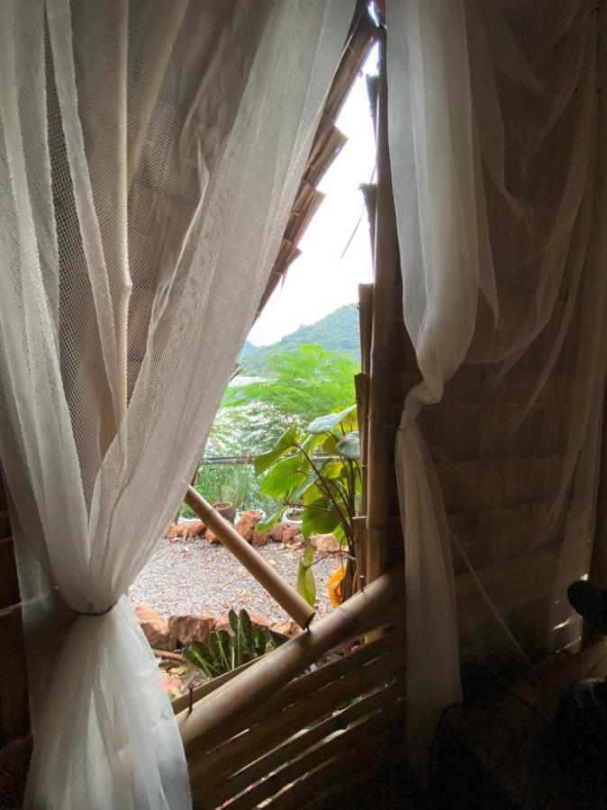 Royal Mountain Hut Hotel Ratchaburi Bagian luar foto