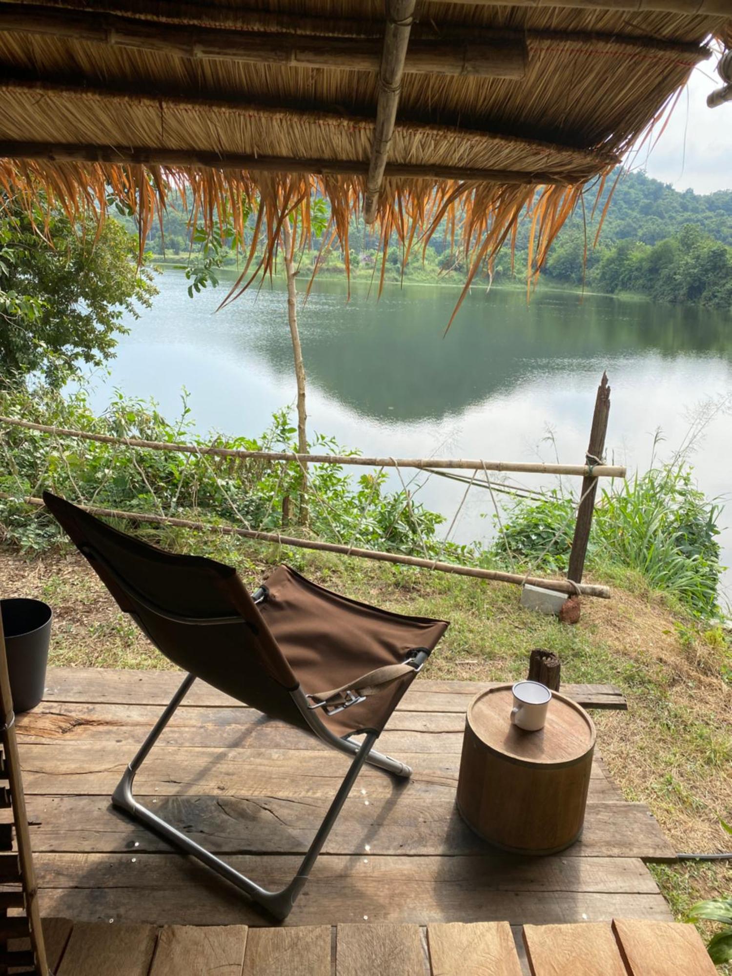 Royal Mountain Hut Hotel Ratchaburi Bagian luar foto