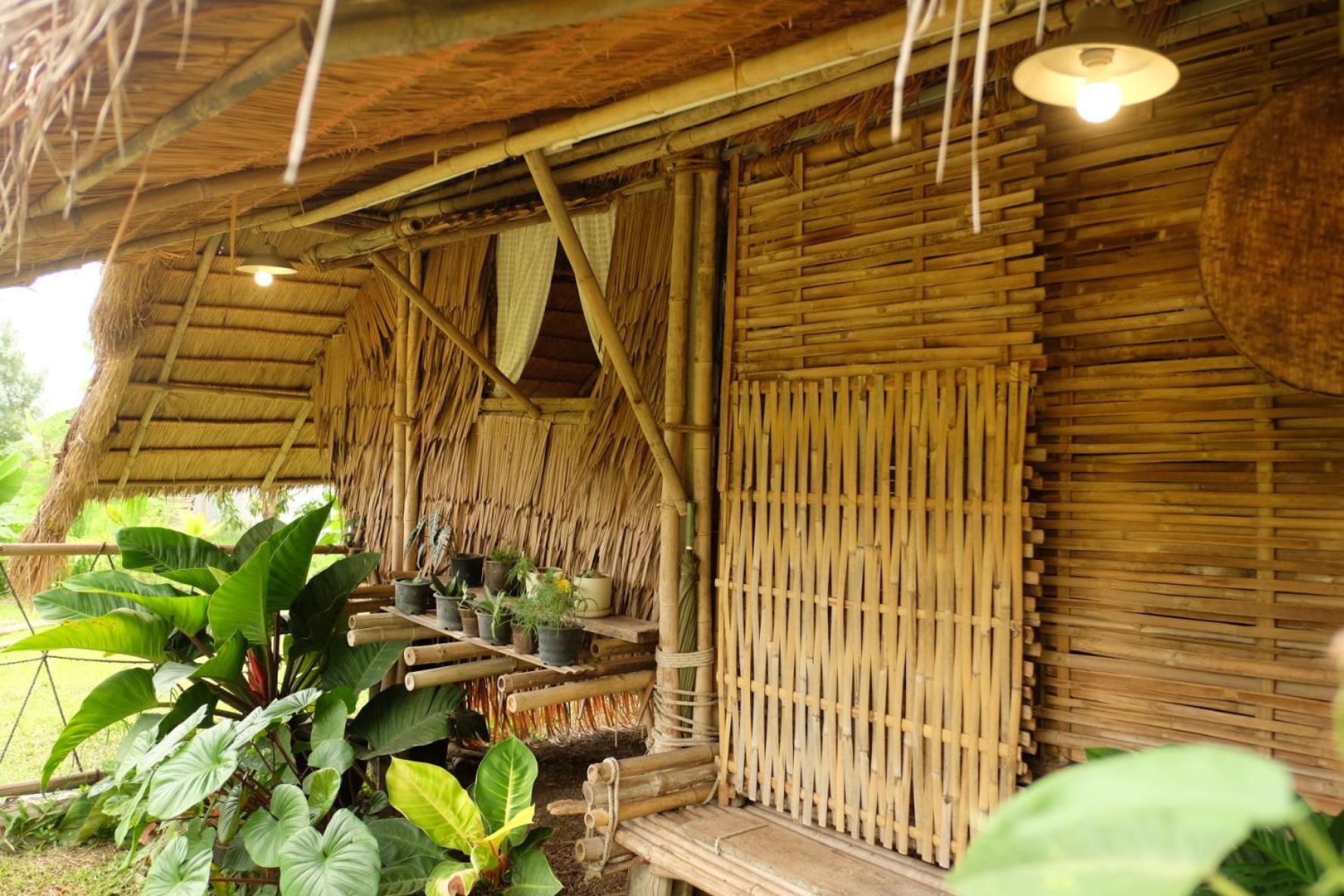 Royal Mountain Hut Hotel Ratchaburi Ruang foto